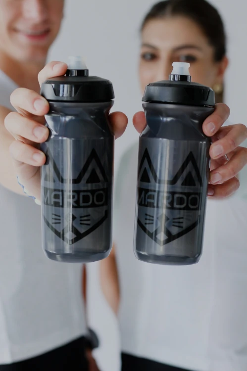 Bidon do roweru 650 ml czarny dymiony